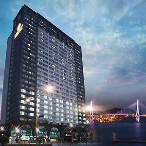 釜山皇冠海港酒店 酒店