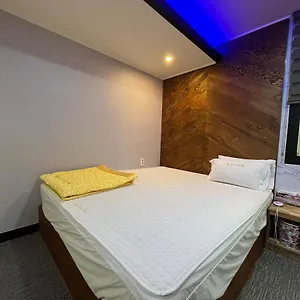Maldives & Hotel