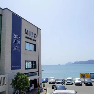 Mipo Oceanside Hotel